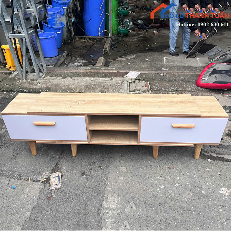 z7167357431253_cd4a5e7467eec2bf0880d49c57bd96b9 Kệ Tivi Cũ 1M6x30CM Vân Gỗ Hiện Đại Có Thể Kéo Dài