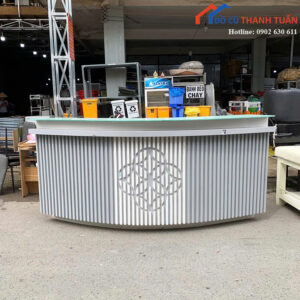 Quầy Lễ Tân Cũ 2M2x1M1 Thiết Kế Bo Cong Sang Trọng