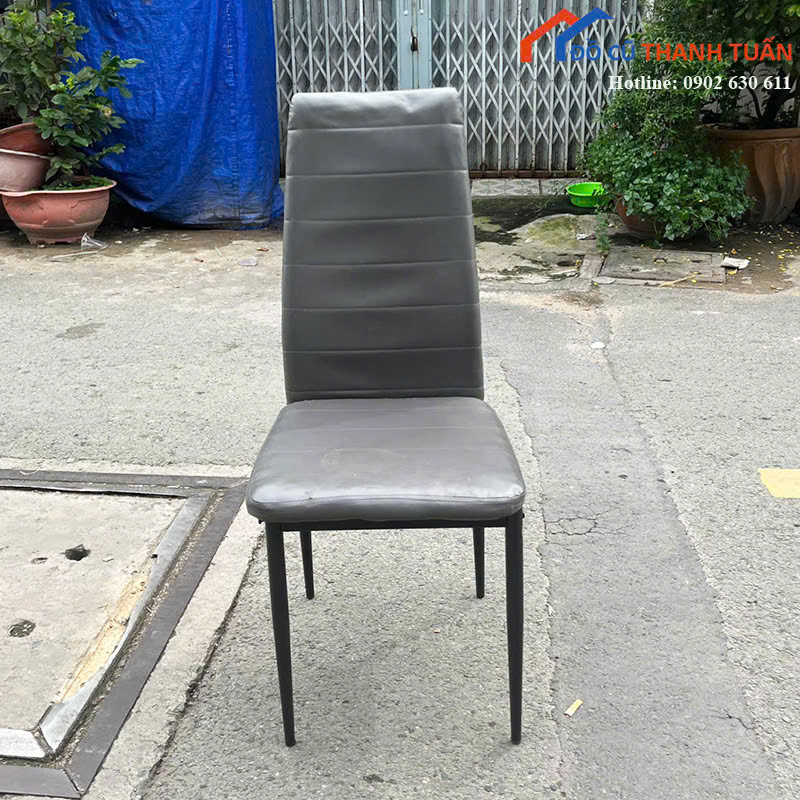 z7167358776933_eae14254e3443ccdef63c50deb4833ce Ghế Ăn Cũ Bọc Da Màu Xám Chân Sắt Hiện Đại