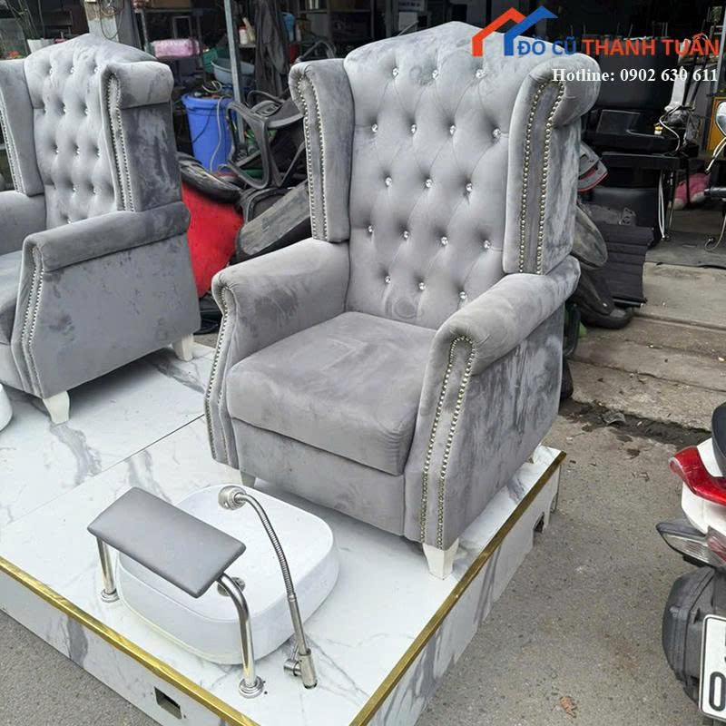 z7167593824887_5c10bf620e3e9803d4f2628578e7db53 Ghế Nail Cũ Bọc Nhung Xám Tựa Lưng Cao Sang Trọng
