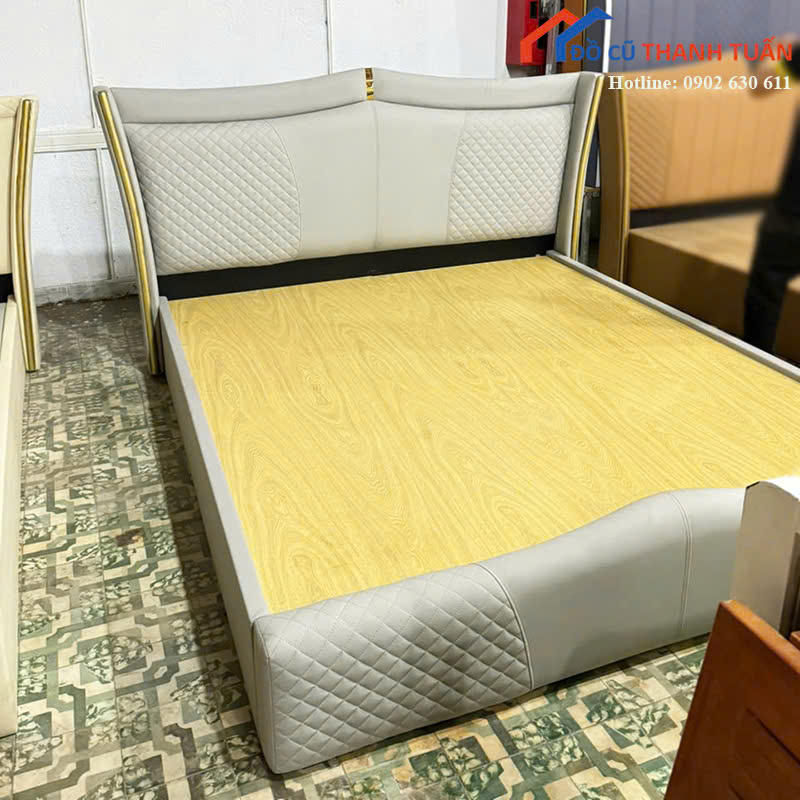 z7173869336507_ee80c46245875c850545c12c0613d6b4 Giường Ngủ Bọc Da Sang Trọng Mới 99% (Nhiều Mẫu)