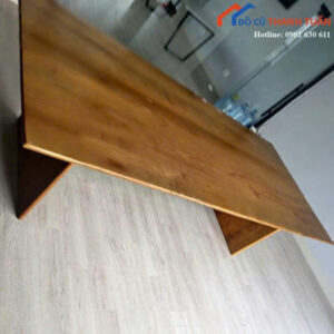 Bàn Họp Gỗ Cũ 2M8x1M2 Màu Nâu Kiểu Dáng Hiện Đại