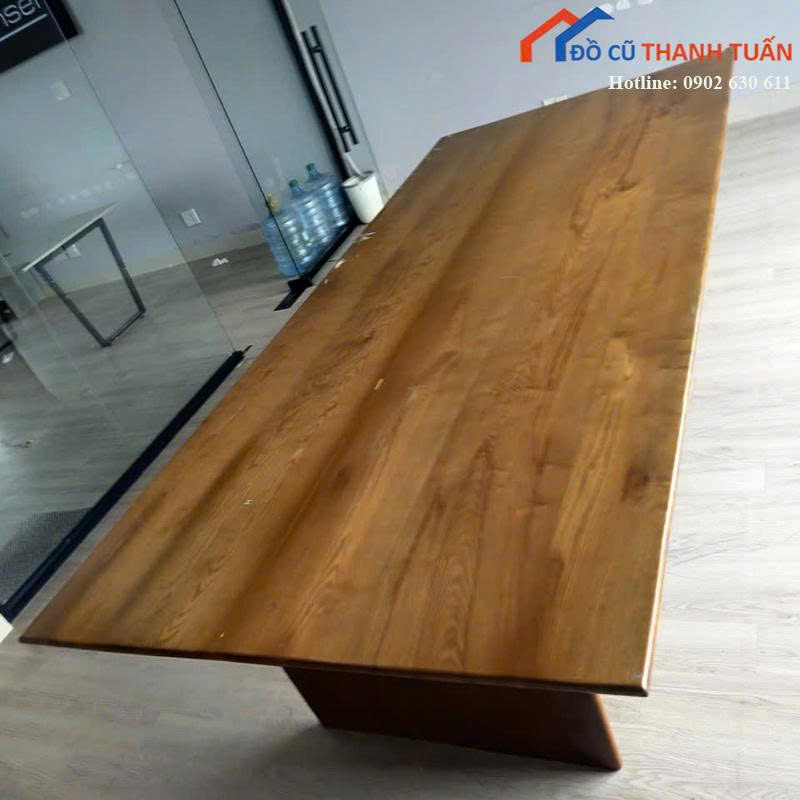 Dai-2m8-ngang-1m2-cao-75-2 Bàn Họp Gỗ Cũ 2M8x1M2 Màu Nâu Kiểu Dáng Hiện Đại