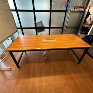 Bàn Họp Cũ Mặt Vân Gỗ Có Lỗ Đi Dây Tiện Lợi