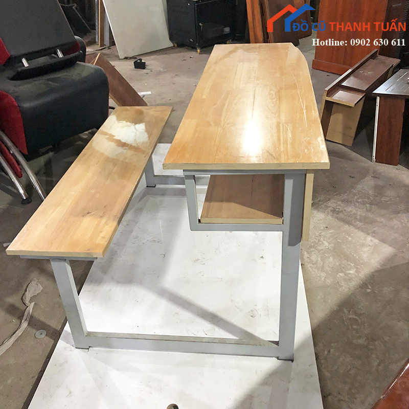 ban-ghe-hoc-sinh-cu-1m2x85cm-lien-khung (1)