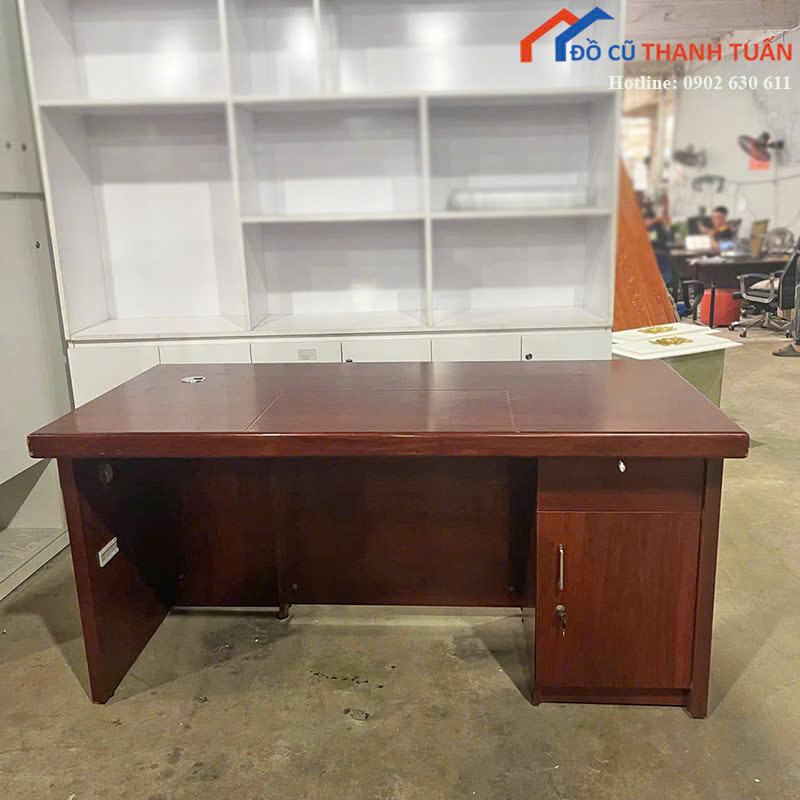ban-giam-doc-1m6x80-3 Bàn Giám Đốc Cũ 1M6x80CM Thiết Kế Sang Trọng