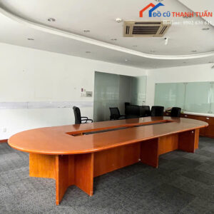 Bàn Họp Cũ Màu Gỗ Sáng Thiết Kế Mặt Oval Sang Trọng
