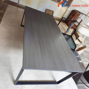 Bàn Làm Việc Cũ 1Mx2M Vân Gỗ Màu Nâu Chân Chữ U