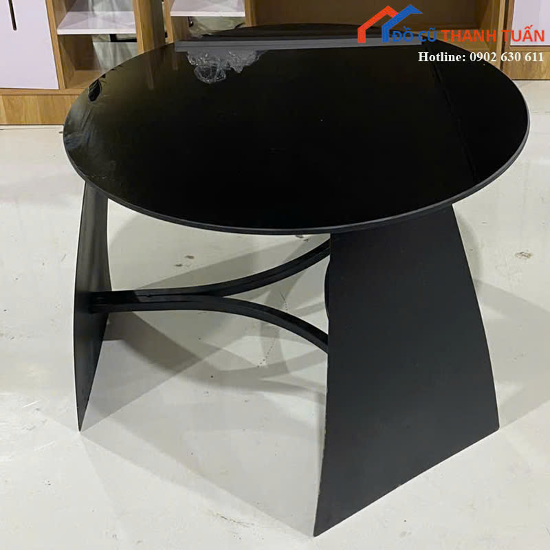 ban-sofa-G600-4 Bàn Sofa Mặt Kính Màu Đen Thiết Kế Nhỏ Gọn Mới 99%