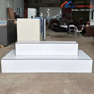 buc trung bay cu 2mx77 x 65 (1)