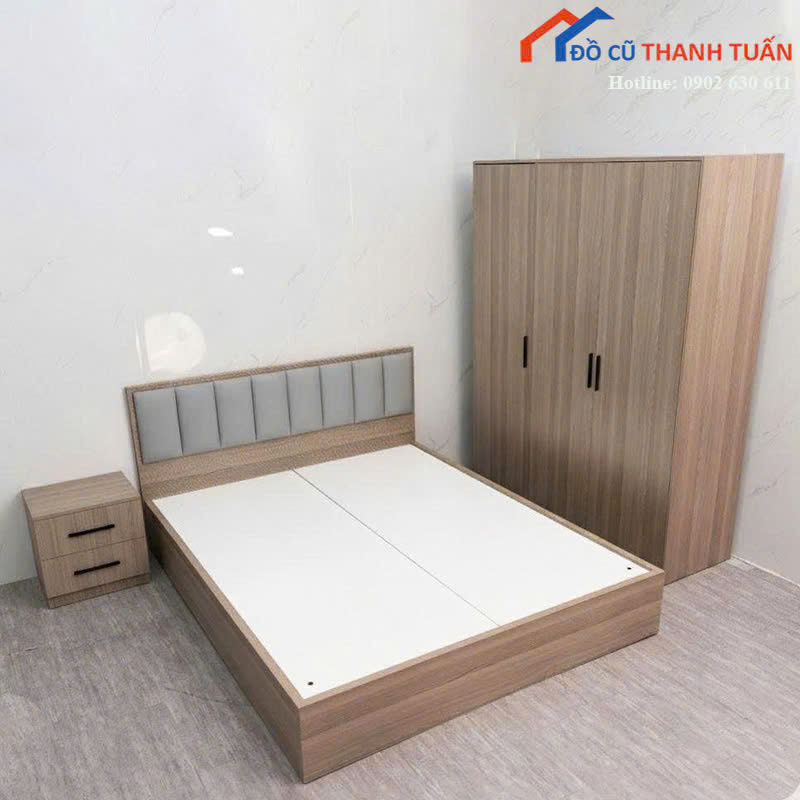 combo-giuong-ngu-tuquanao-tu-dau-giuong-2 Thanh Lý Combo 3 Món Nội Thất Phòng Ngủ Mới 99%