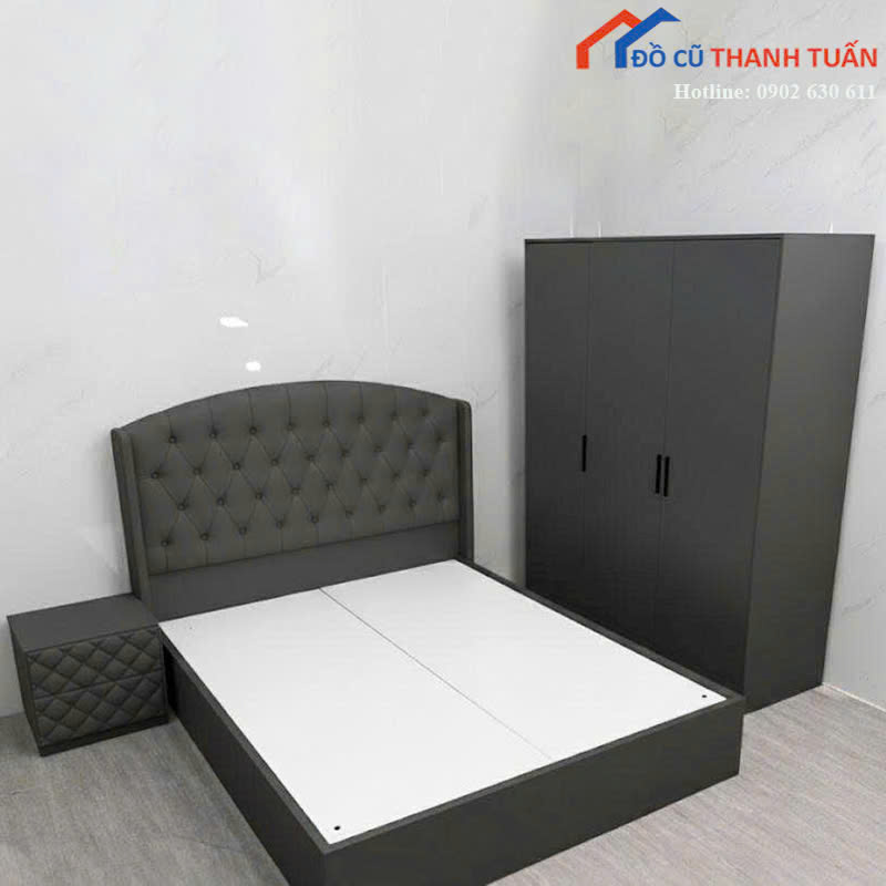 combo-giuong-ngu-tuquanao-tu-dau-giuong-7 Thanh Lý Combo 3 Món Nội Thất Phòng Ngủ Mới 99%