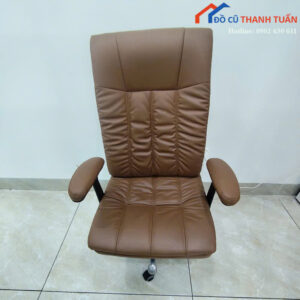 Ghế Giám Đốc Cũ Bọc Da Màu Nâu Sang Trọng