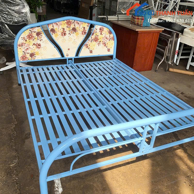 giuong-1m6x2m-G900-3 Giường Sắt Cũ 1M6x2M Màu Xanh Hiện Đại