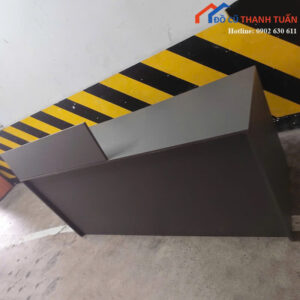 Quầy Lễ Tân Cũ 1M8x60CM Màu Xám Thiết Kế Hiện Đại