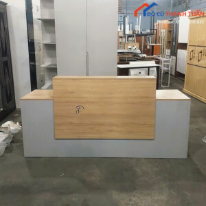 Quầy Lễ Tân Cũ 2Mx60CM Vân Gỗ Phối Xám Hiện Đại