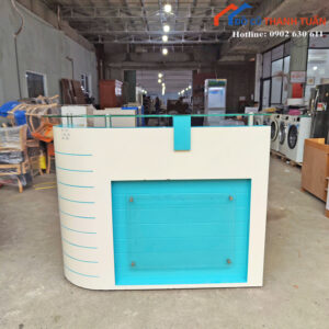 Quầy Lễ Tân Cũ 1M4x1M15 Màu Trắng Phối Xanh Ngọc