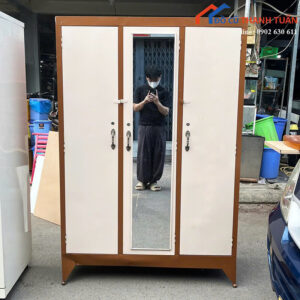 Tủ Quần Áo Cũ Màu Nâu Phối Kem Thiết Kế 3 Cánh
