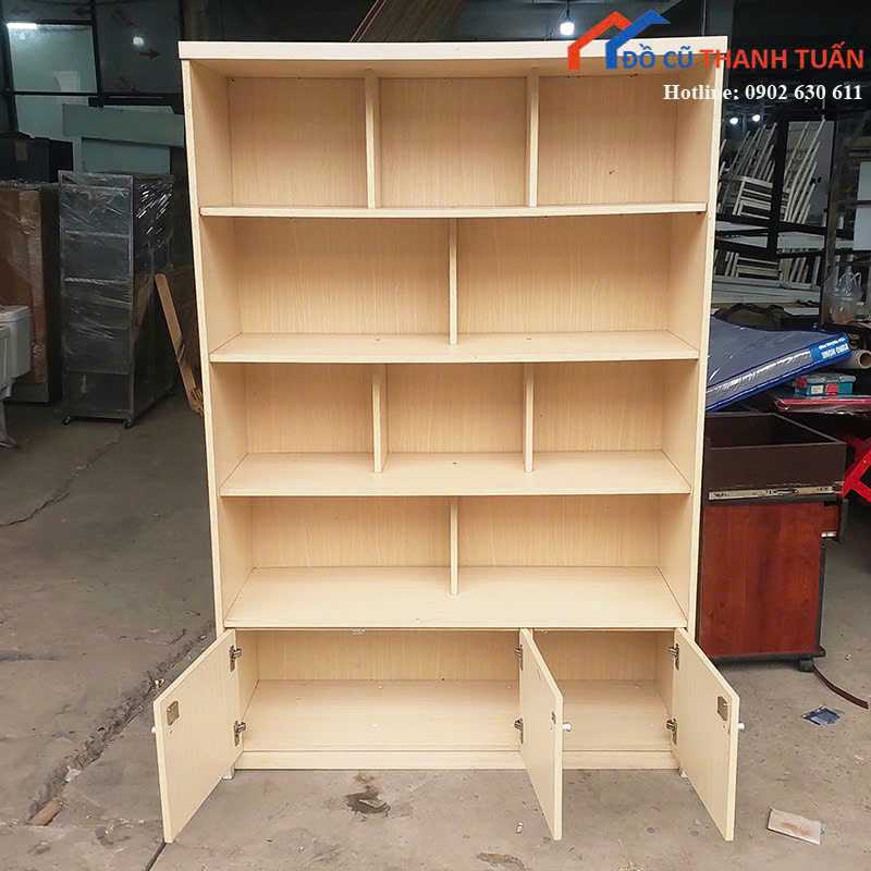 tu-trung-bay-1m2x1m8x40-G1tr53 Tủ Trưng Bày Cũ 1M2x1M8 Vân Gỗ Thiết Kế Nhiều Ngăn