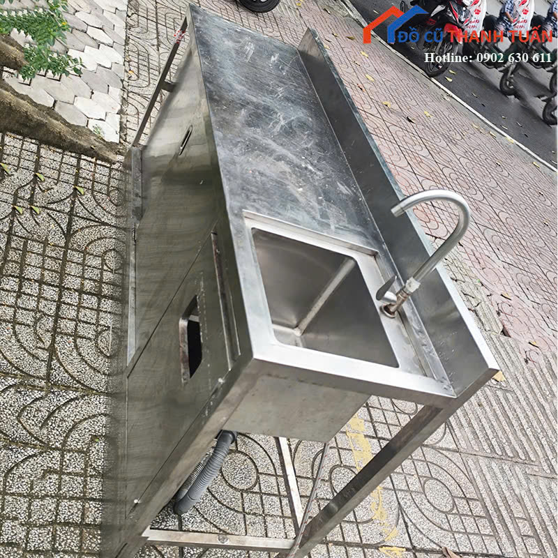 z7178025010458_1b568788b4923d43fe2cea677a0b403e Bồn Rửa Inox Cũ 1M7x50CM Thiết Kế 2 Cửa Trượt