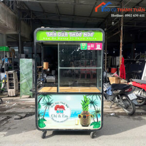 Quầy Bán Hàng Cũ Mặt Kính Trong Suốt Có Bánh Xe