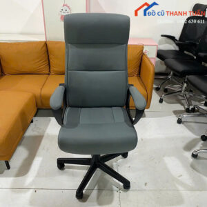 Ghế Giám Đốc Bọc Da Màu Xám Có Tay Vịn Mới 99%