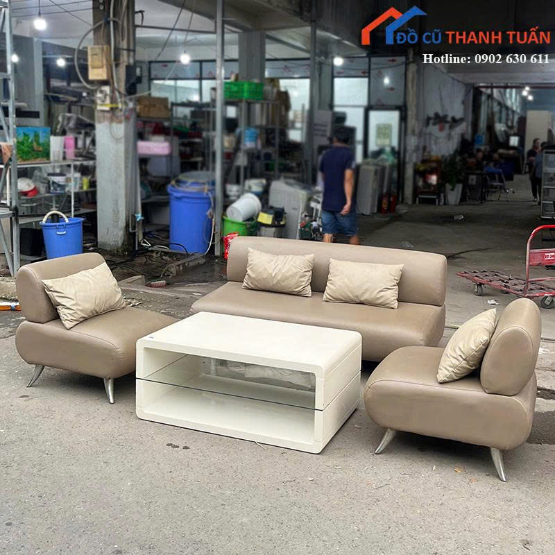 z7197484463783_c8c25e76daef41b87019cb08d49d2ffe Bộ Sofa Cũ 1M55x70CM Bọc Da Màu Nâu Hiện Đại