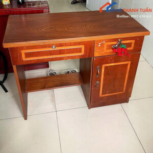 Bàn Làm Việc Cũ Màu Nâu Vân Gỗ Có Hộc Tiện Lợi