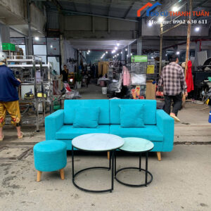 Sofa Cũ Bọc Vải Màu Xanh Thiết Kế Chân Gỗ Chắc Chắn