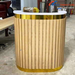 Quầy Lễ Tân Cũ 1M Bo Cong Viền Vàng Sang Trọng