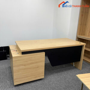 Bàn Giám Đốc Cũ 1m8 Thiết Kế Hộc Liền Rộng Rãi