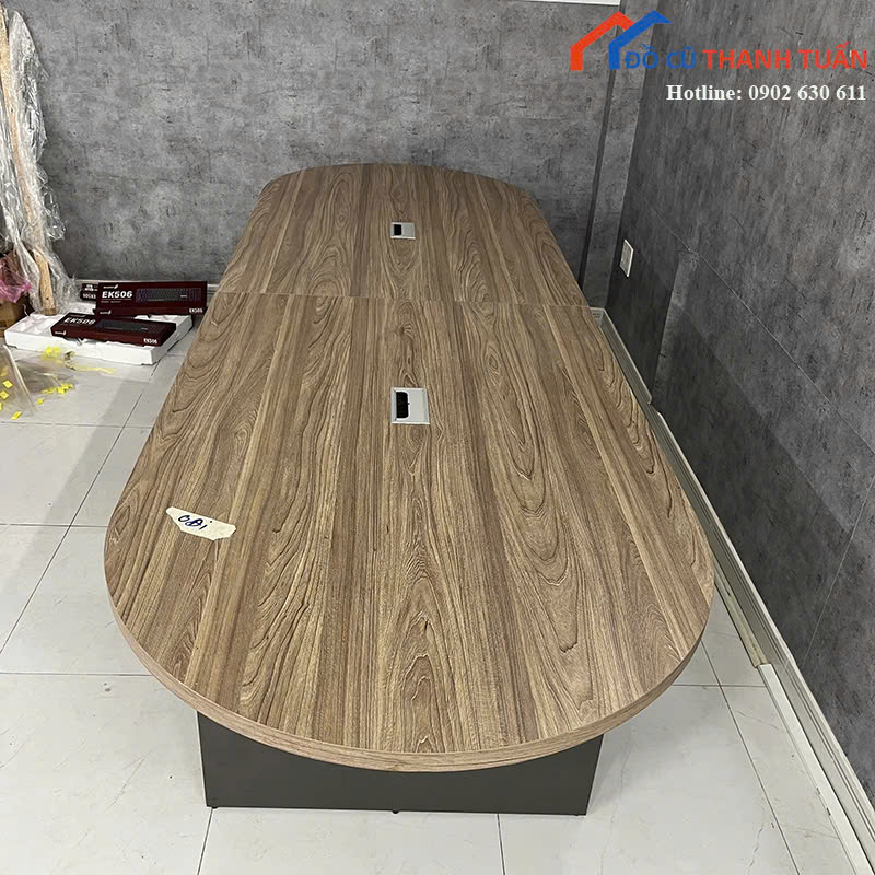 ban-hop-3mx1mx75-G2tr5-4 Bàn Họp Cũ 3Mx1M Màu Nâu Vân Gỗ Có Lỗ Đi Dây