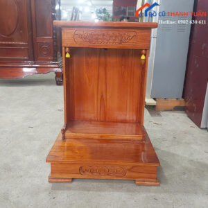Bàn Thờ Gỗ Cũ 48CMx67CM Thiết Kế Kiểu Truyền Thống