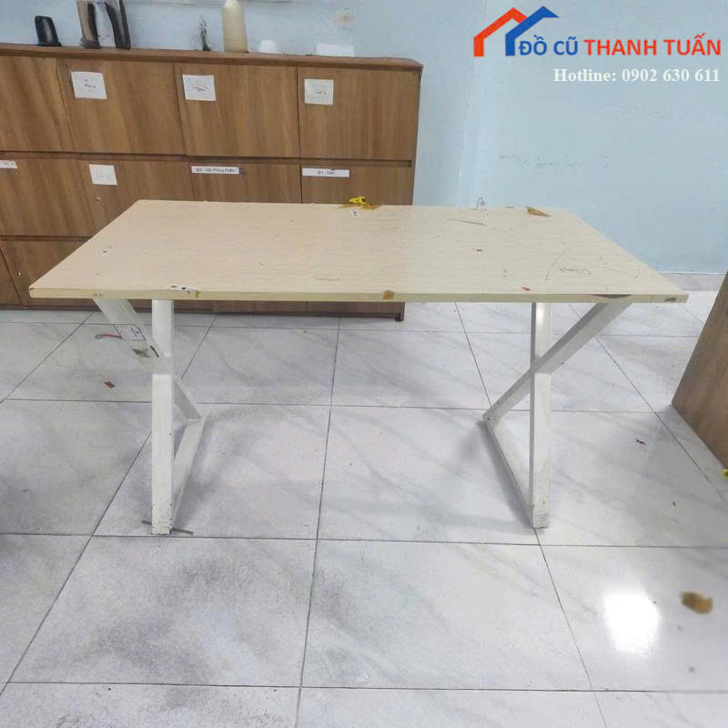 blv-G600 Bàn Làm Việc Cũ Thiết Kế Chân Chữ X Hiện Đại