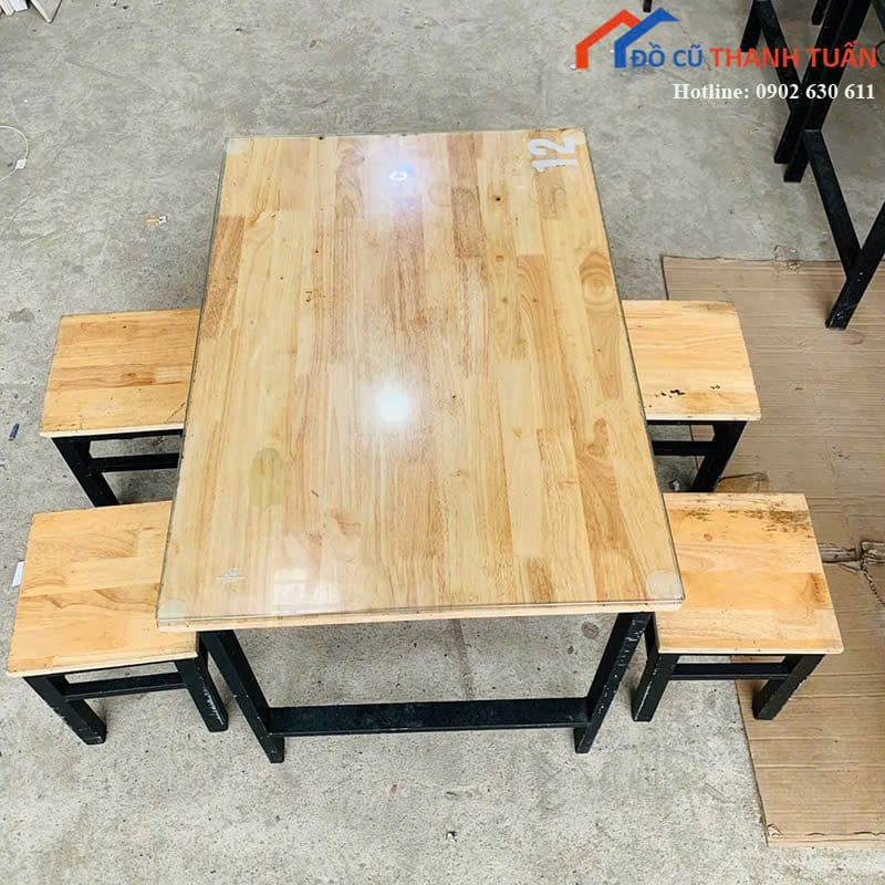 bo ban an 4 ghe mat kinh 55x80x60; ghe 25x25x32 (2)