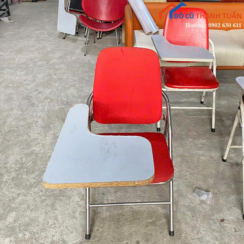 ghe-vai-bo-G250k-3c Ghế Liền Bàn Cũ Màu Đỏ Thiết Kế Tiện Lợi (Nhiều Mẫu)