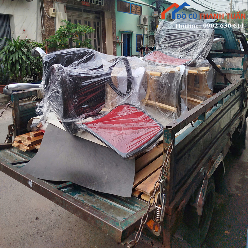 giao-hang-cho-khach-1 Giao Hàng Cho Khách Mỗi Ngày Tại Đồ Cũ Thanh Tuấn