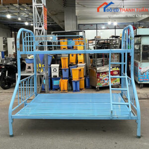 Giường Tầng Cũ 1M4x2M Màu Xanh Có Thang An Toàn