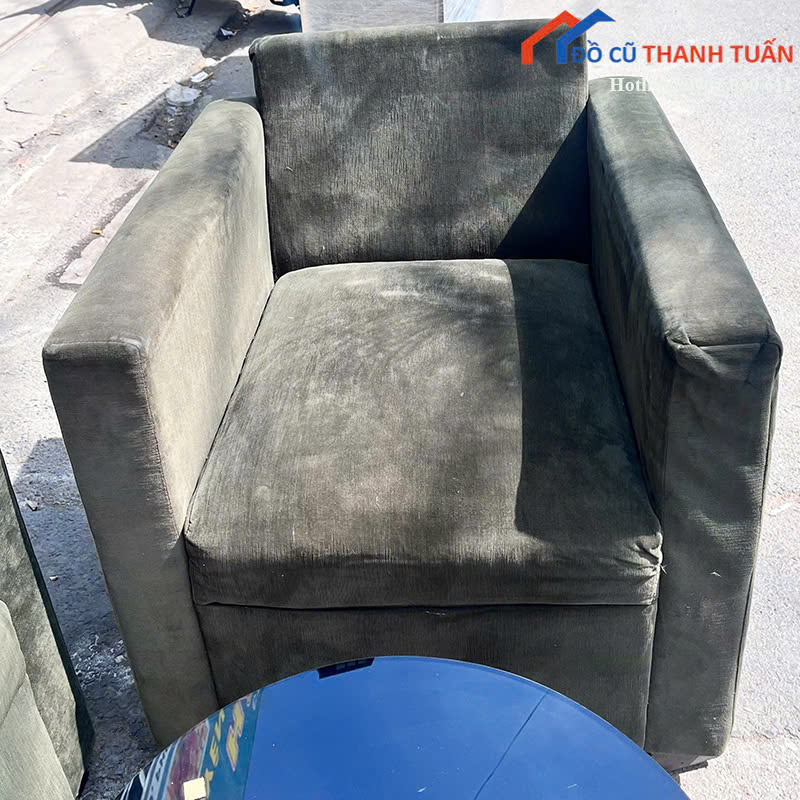 sofa-ghe-don-500-doi-1tr-5 Bộ Sofa Cũ Bọc Vải Mềm Mại Thiết Kế Hiện Đại