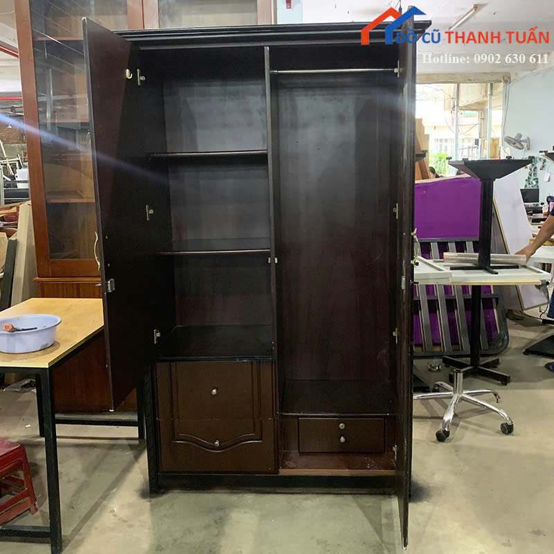 tu-quan-ao-1m14x1m95-3 Tủ Quần Áo Cũ 1M14x1M95 Màu Nâu Thiết Kế 2 Cánh