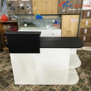 Quầy Lễ Tân 1M2x50CM Màu Trắng Phối Đen Mới 99%