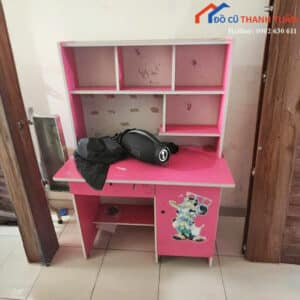 Bàn Học Trẻ Em Cũ Màu Hồng Tươi Sáng Giá Tốt