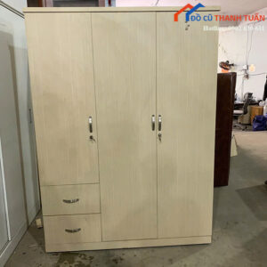 Tủ Quần Áo Cũ 1M4x1M9 Thiết Kế 3 Cánh Có Hộc