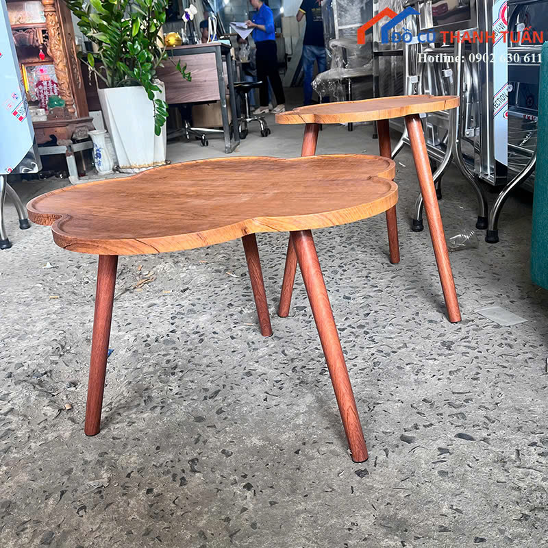 ban-cf-400k-3 Bàn Cafe Cũ Mặt Gỗ Hình Bông Hoa Đẹp Mắt