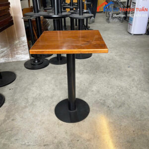 Bàn Cafe Cũ Thiết Kế Chân Trụ Tròn Chắc Chắn