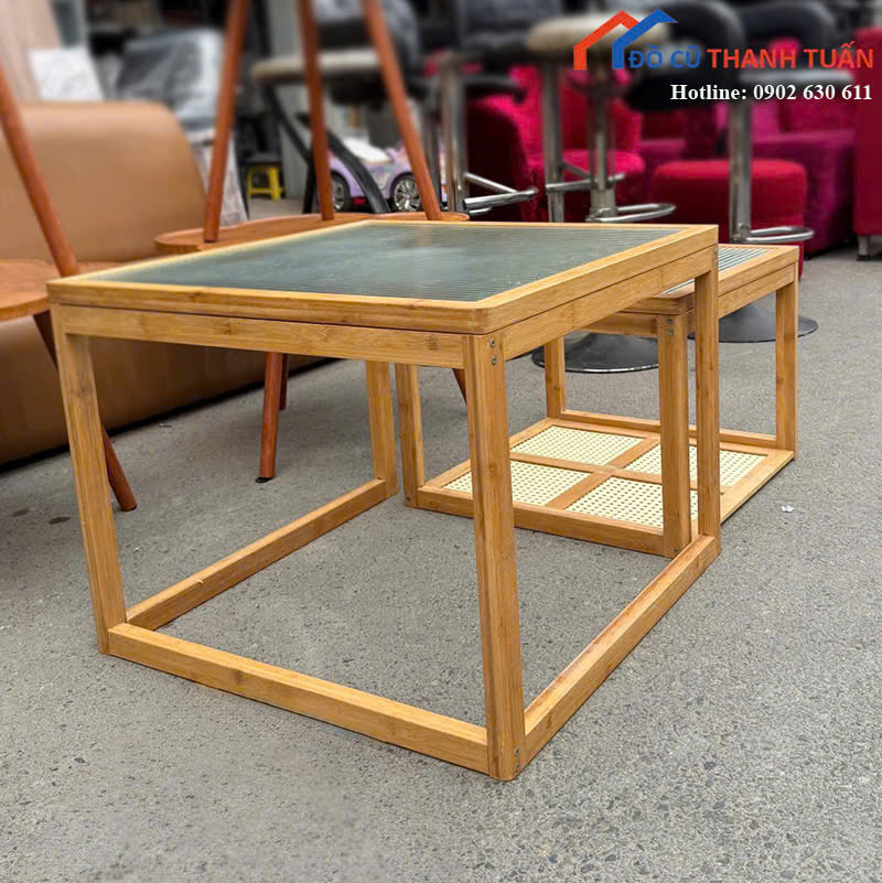 ban-sofa-G500k-2 Bàn Sofa Đôi Cũ Khung Gỗ Mặt Kính Mờ Hiện Đại