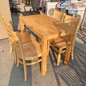 bo-ban-an-cu-4-ghe-go-tu-nhien-mau-sang-hien-dai