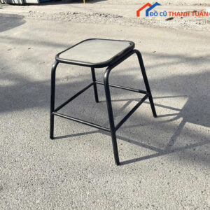 Ghế Cafe Cũ Khung Sắt Thiết Kế Nhỏ Gọn Giá Tốt