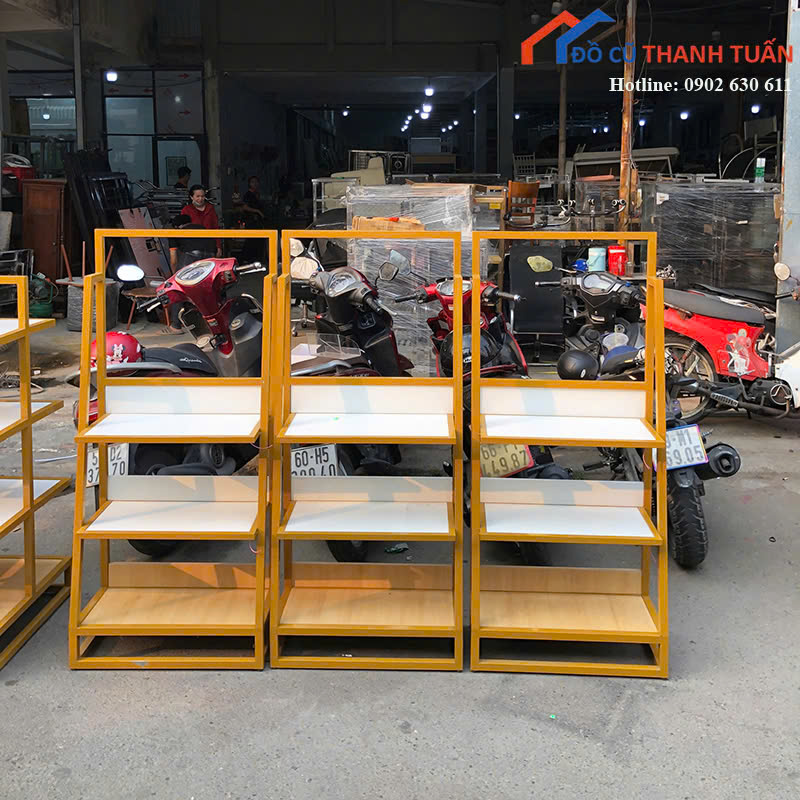 ke-trung-bay-60x30x1m35-sl7-G850-3 Kệ Trưng Bày Cũ 1M35x60CM Thiết Kế 3 Tầng Nhỏ Gọn