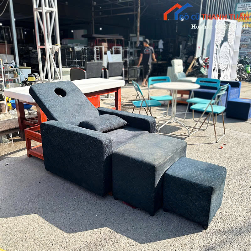 noi-that-nail-salon-2 Ghế Nail Cũ Bọc Vải Kèm Đôn Tiện Lợi (Nhiều Mẫu)